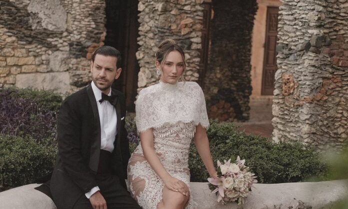 Carlos Durán y Zoe Roberta contraen matrimonio en la Ciudad Colonial