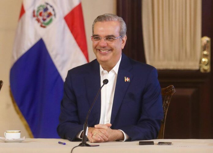 Presidente Luis Abinader se posiciona en el Top 3 de los presidentes mejor valorados de América Latina