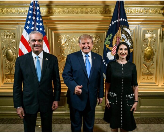 Abinader y Raquel Arbaje participan en recepción ofrecida por Donald Trump